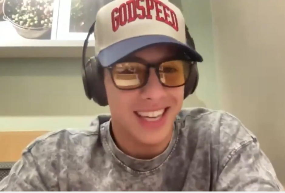 Kyle Abellar on a video call learning about digital authority and becoming Googleable